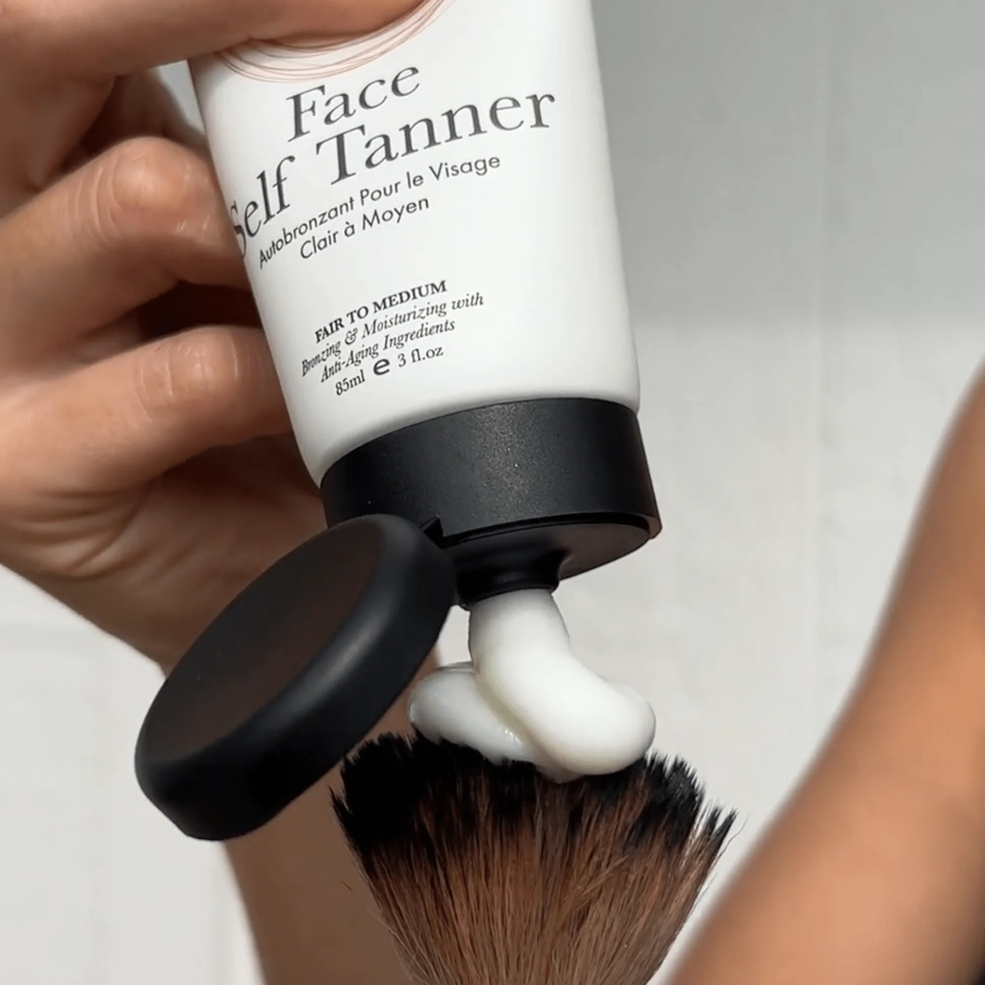 Face Self Tanner Lotion - Vegan Ingredients for Sensitive Skin - Image 5